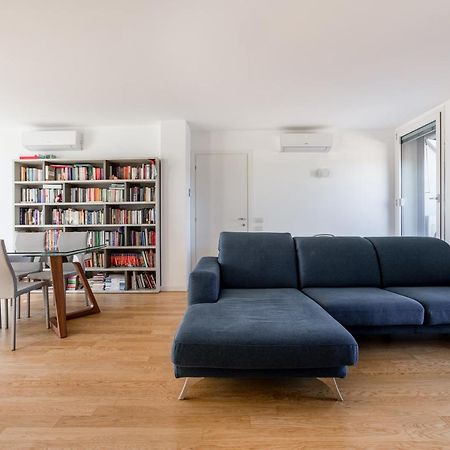 Modern Apt With Terrace, Wifi & Ac Milánó Kültér fotó