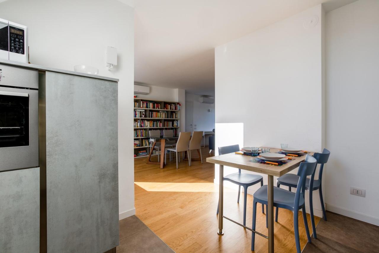 Modern Apt With Terrace, Wifi & Ac Milánó Kültér fotó